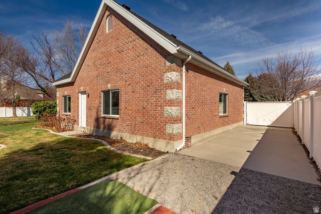 5843 W AVONMORE CIR, Highland, UT 84003