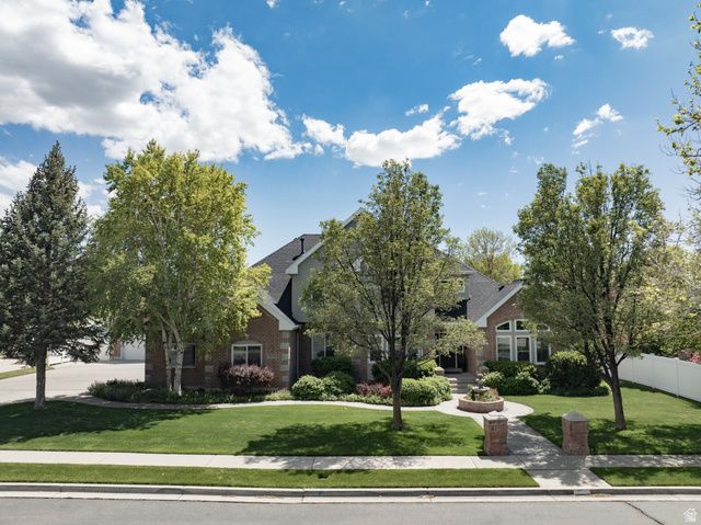 5843 W AVONMORE CIR, Highland, UT 84003