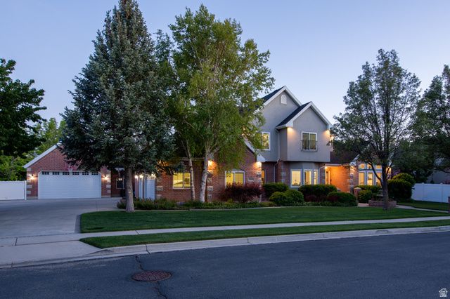 5843 W AVONMORE CIR, Highland, UT 84003
