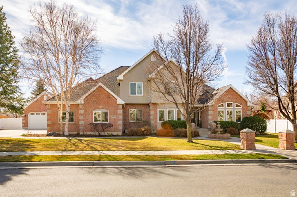 5843 W AVONMORE CIR, Highland, UT 84003