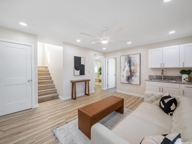 1091 Alahaki Street, Kailua, HI 96734