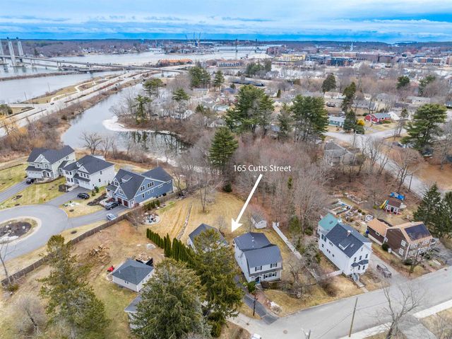 165 Cutts Street, Portsmouth, NH 03801