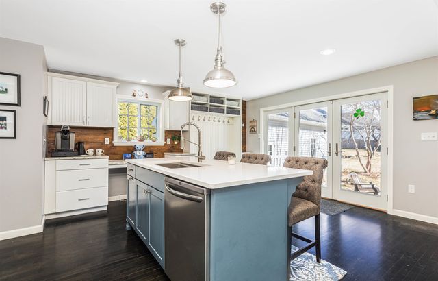 165 Cutts Street, Portsmouth, NH 03801