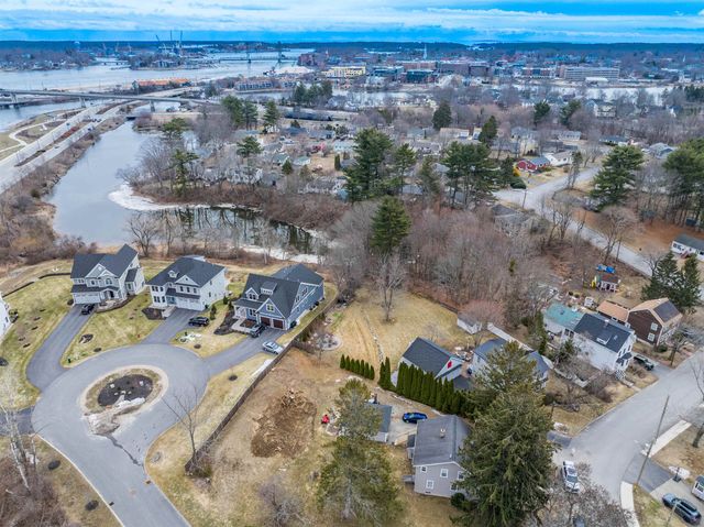 165 Cutts Street, Portsmouth, NH 03801