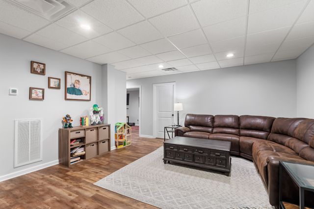 140 Pocono Dr, Pleasant View, TN 37146