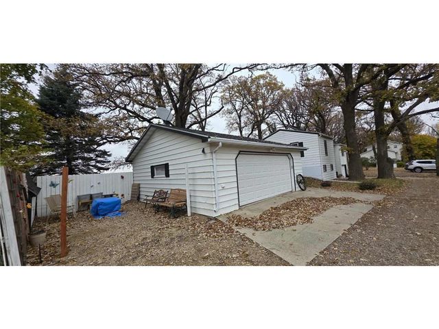 78665 County Road 46, Albert Lea, MN 56007