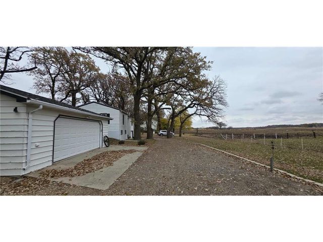 78665 County Road 46, Albert Lea, MN 56007