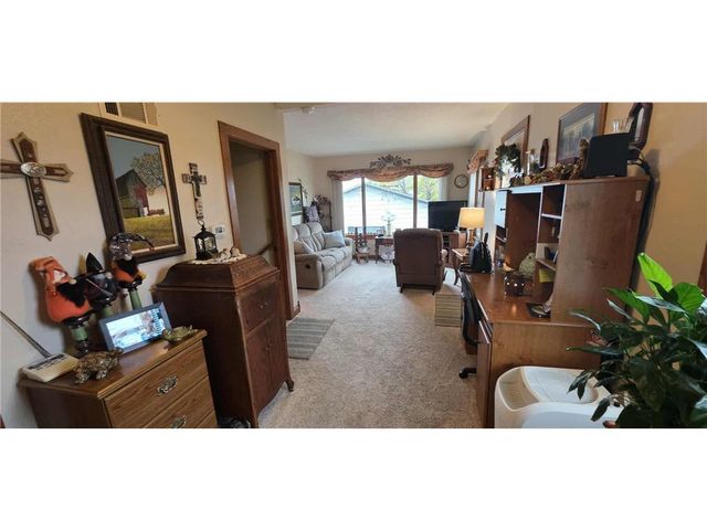 78665 County Road 46, Albert Lea, MN 56007