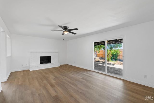 3609 Cardinal Avenue, Bakersfield, CA 93306