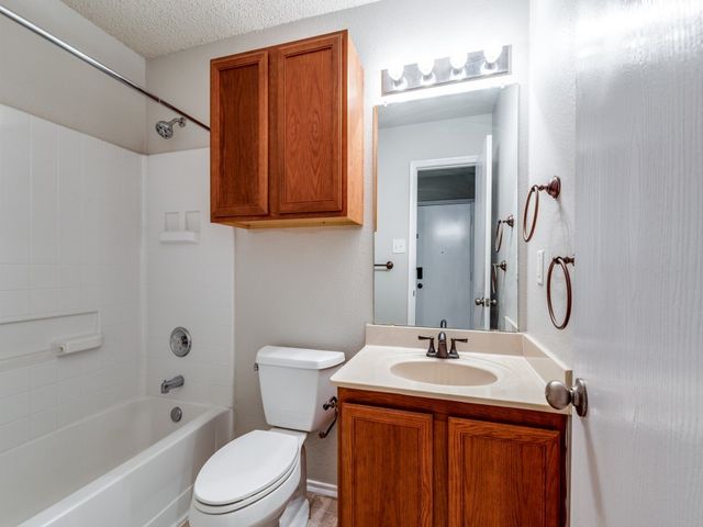 632 Condor Trail, Saginaw, TX 76131