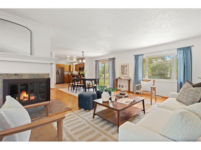 951 S Taft St, Lakewood, CO 80228