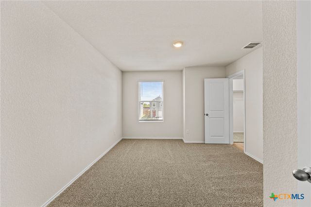 132 Kendall Lane, Uhland, TX 78656