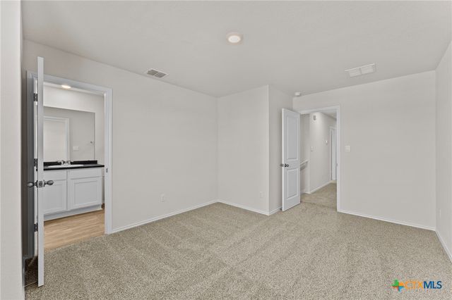 132 Kendall Lane, Uhland, TX 78656