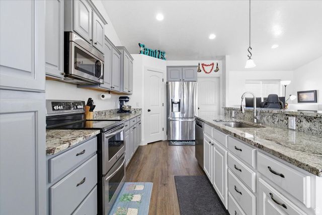 141 W 300 N, Gunnison, UT 84634