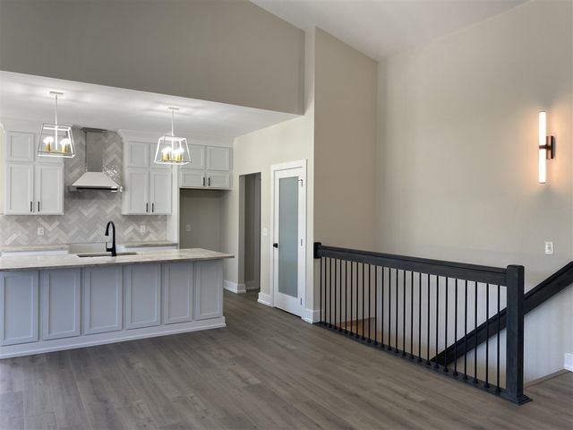 37234 Joy Road, Livonia, MI 48150