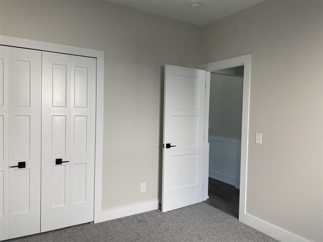 37234 Joy Road, Livonia, MI 48150