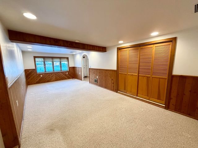 15 Sheila Avenue, Plattsburgh, NY 12901