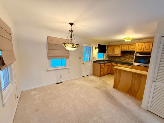 15 Sheila Avenue, Plattsburgh, NY 12901