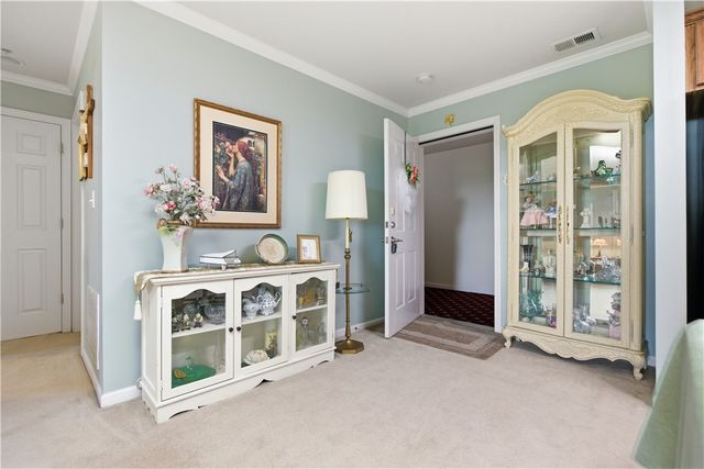 1 Coraopolis Rd 300, Kennedy Twp, PA 15108