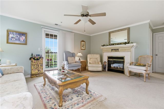 1 Coraopolis Rd 300, Kennedy Twp, PA 15108