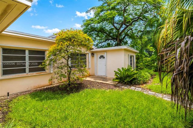 11624 SW 93rd Street, Miami, FL 33176