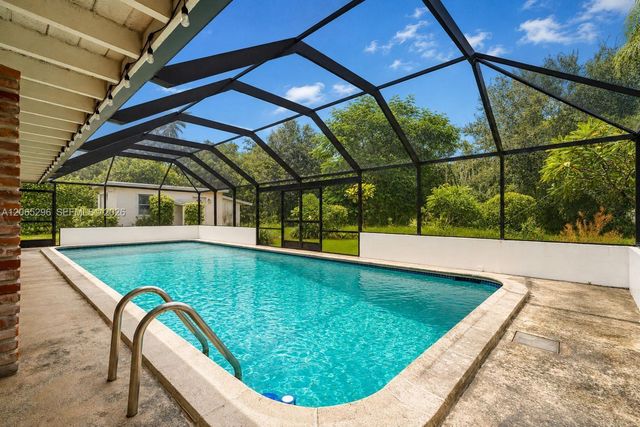 11624 SW 93rd Street, Miami, FL 33176