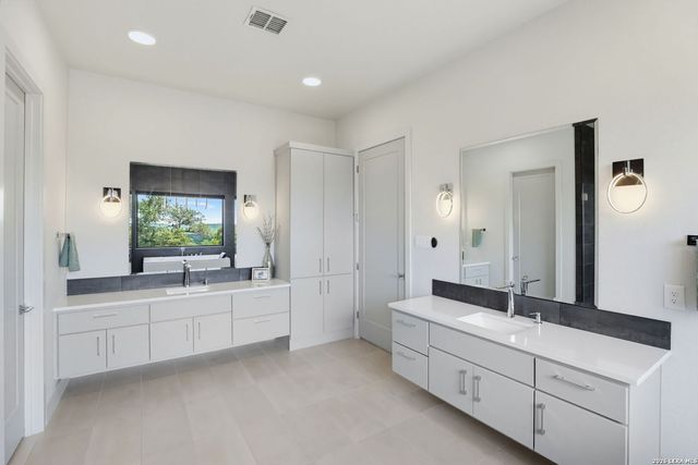 315 Lantana Mesa, Spring Branch, TX 78070