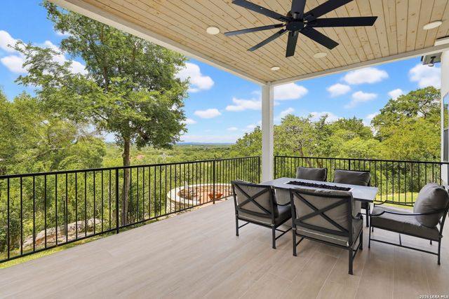 315 Lantana Mesa, Spring Branch, TX 78070