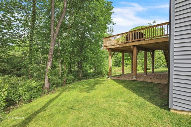 495 Timber Oak Lane, Yorkville, IL 60560