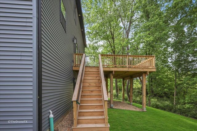 495 Timber Oak Lane, Yorkville, IL 60560