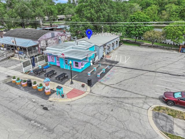 495 Timber Oak Lane, Yorkville, IL 60560