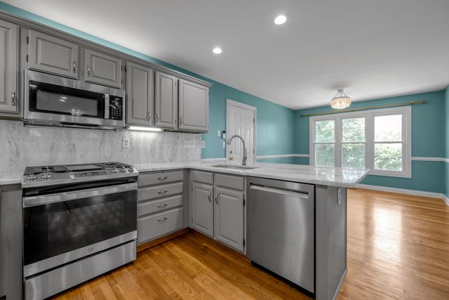 3296 Brighton Place Drive, Lexington, KY 40509
