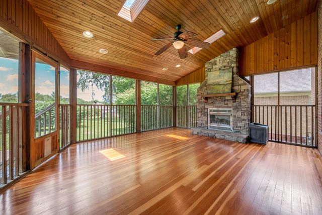 3296 Brighton Place Drive, Lexington, KY 40509