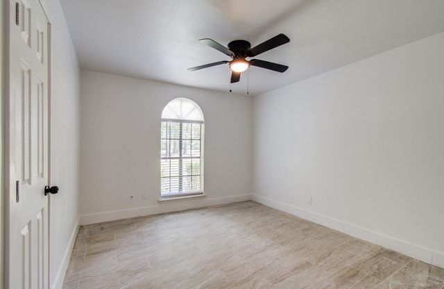 494 Brandon Road, Conroe, TX 77302