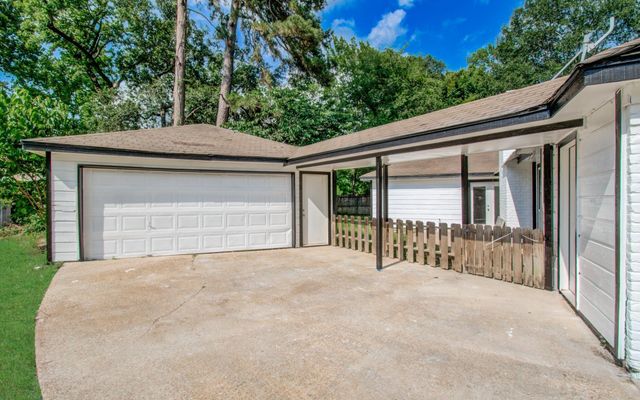 494 Brandon Road, Conroe, TX 77302