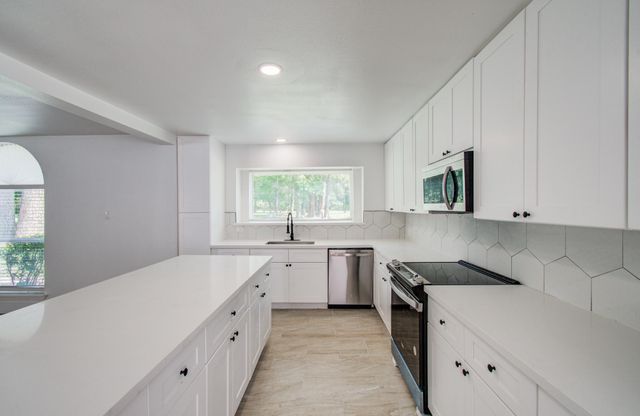 494 Brandon Road, Conroe, TX 77302