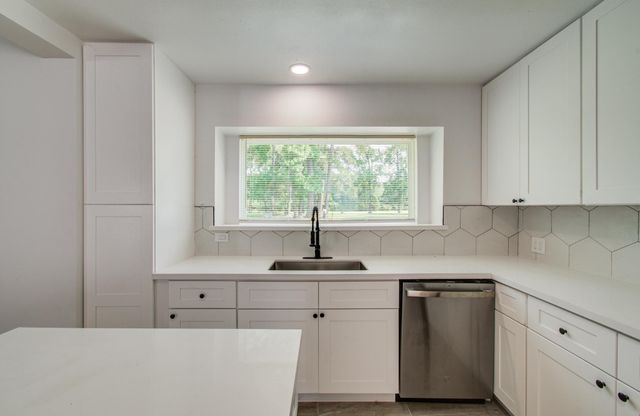 494 Brandon Road, Conroe, TX 77302