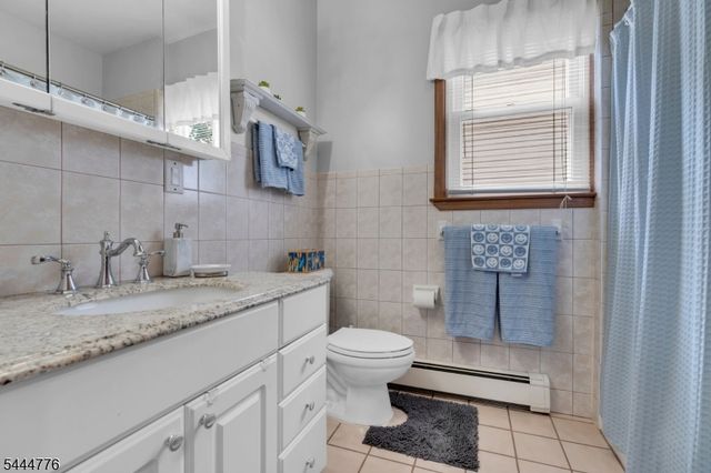 180 E Clay, Roselle Park Boro, NJ 07204