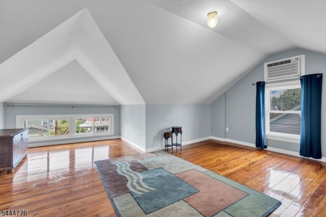 180 E Clay, Roselle Park Boro, NJ 07204