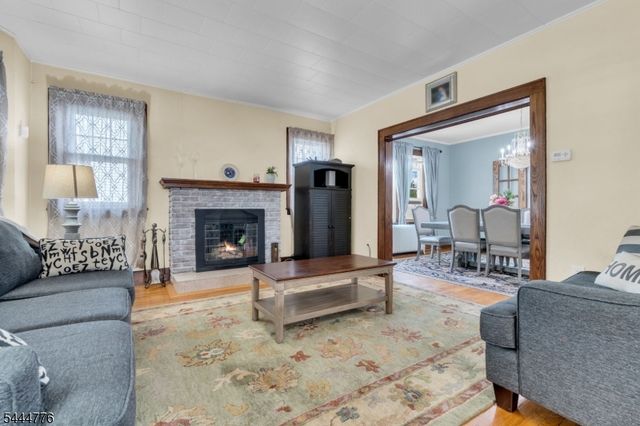 180 E Clay, Roselle Park Boro, NJ 07204