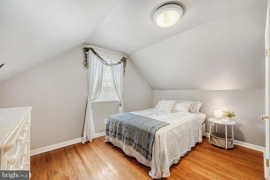 Image 18 of property listing at 5711 REDMOND ST, Baltimore, MD 21225