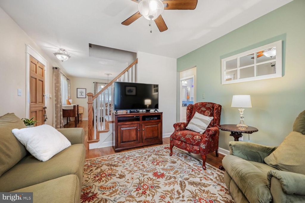 Image 7 of property listing at 5711 REDMOND ST, Baltimore, MD 21225