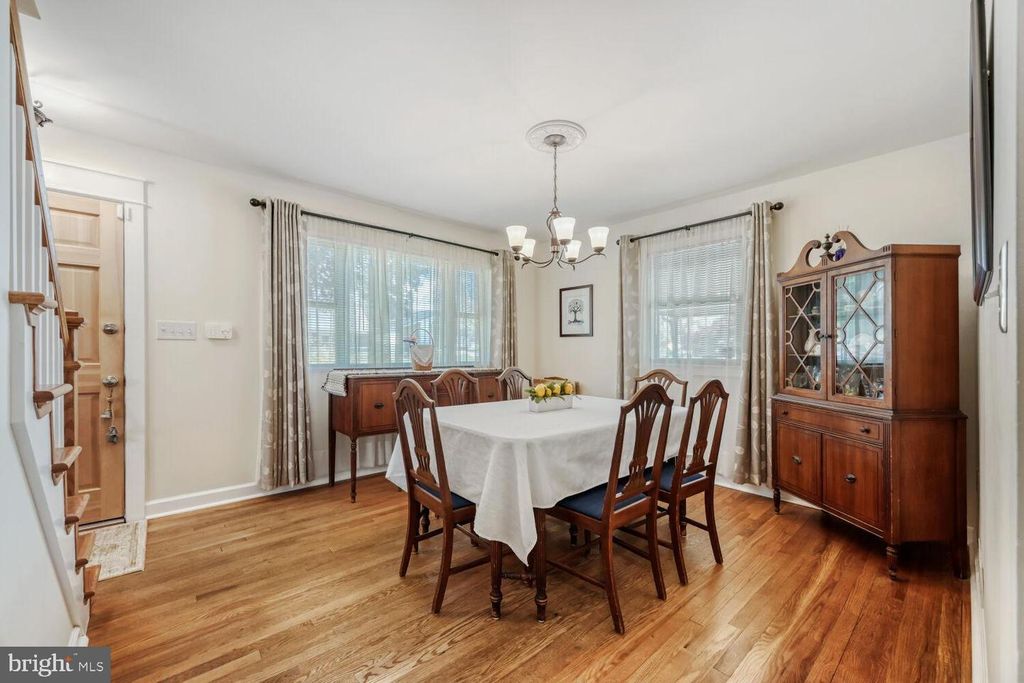 Image 8 of property listing at 5711 REDMOND ST, Baltimore, MD 21225