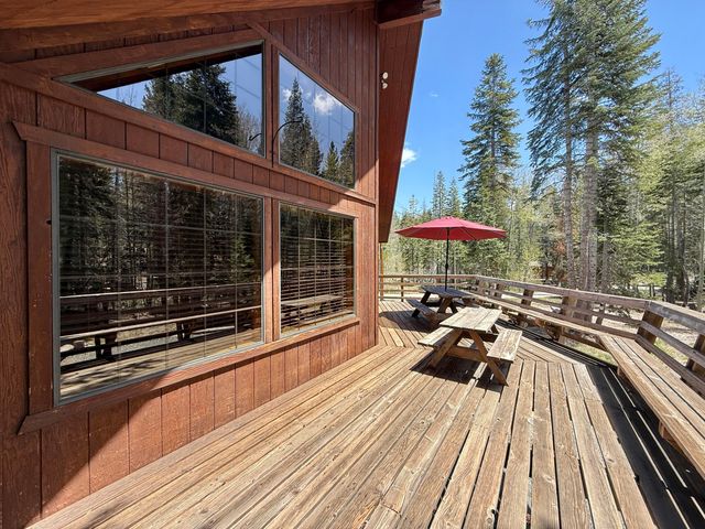 57494 Ponderosa Drive, Springville, CA 93265