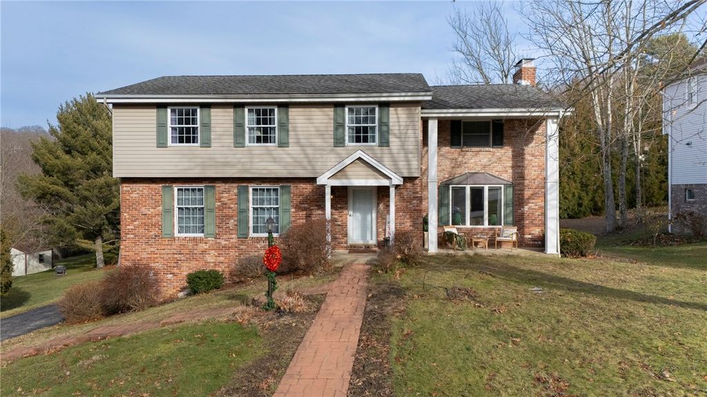 257 Arbor Hill Road, Hempfield Twp, PA 15601