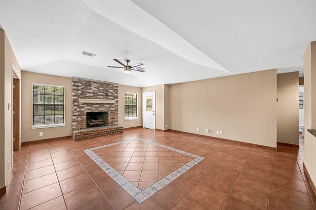 4435 S Tower Road, Santa Fe, TX 77517