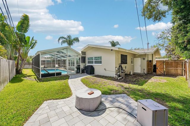 1862 FRANCIS DRIVE, Clearwater, FL 33763