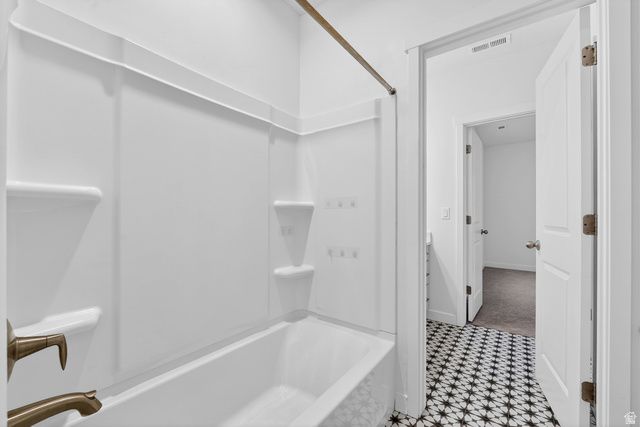 11484 S PEBBLE POND RD, South Jordan, UT 84009