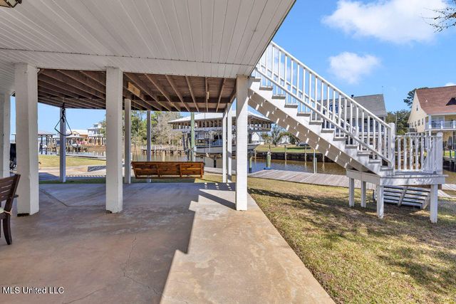 106 Kelly Cove, Pass Christian, MS 39571