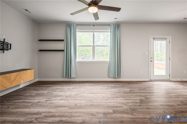 11518 Longtown Trl, Midlothian, VA 23112
